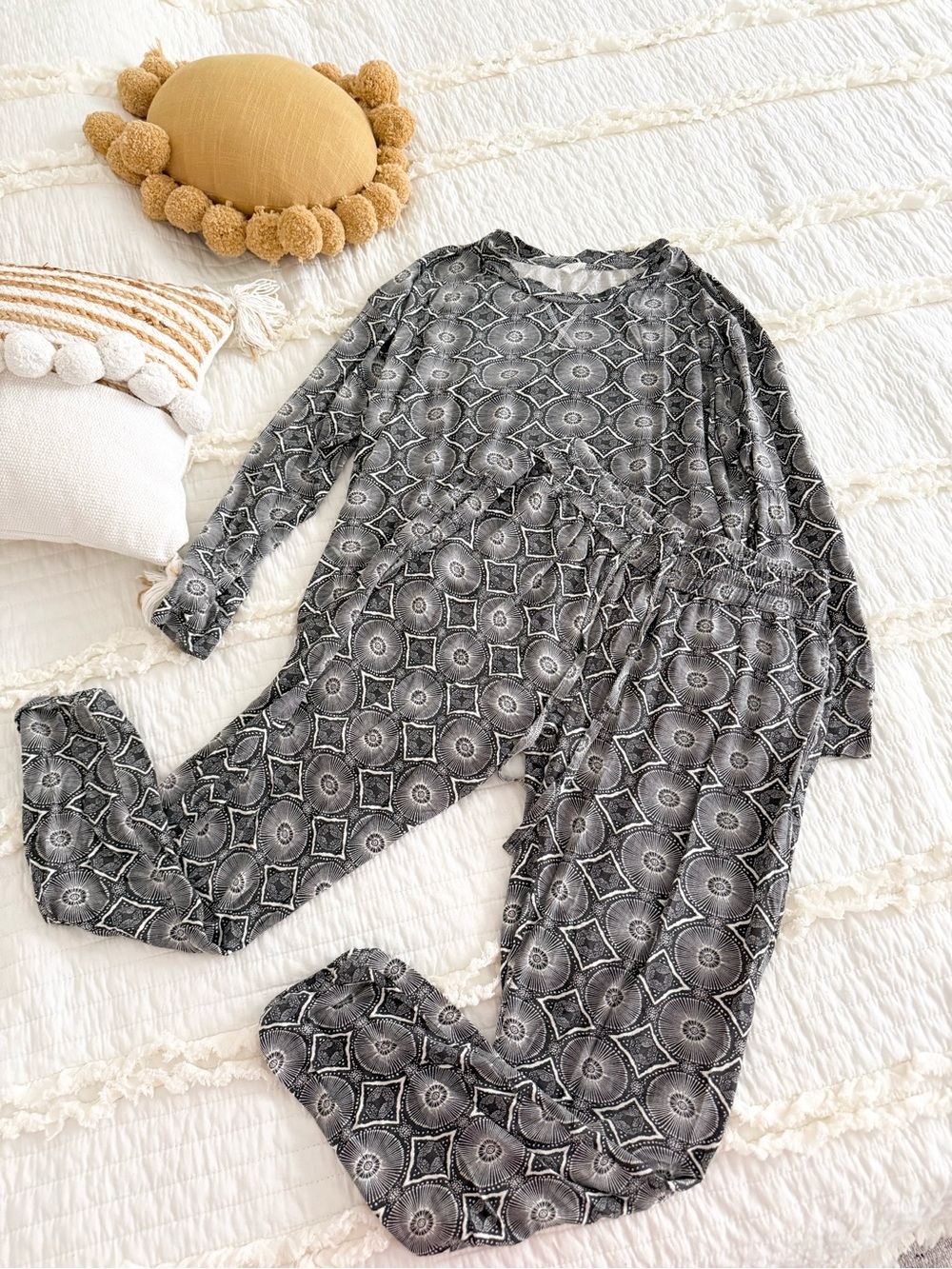 KQ batik set